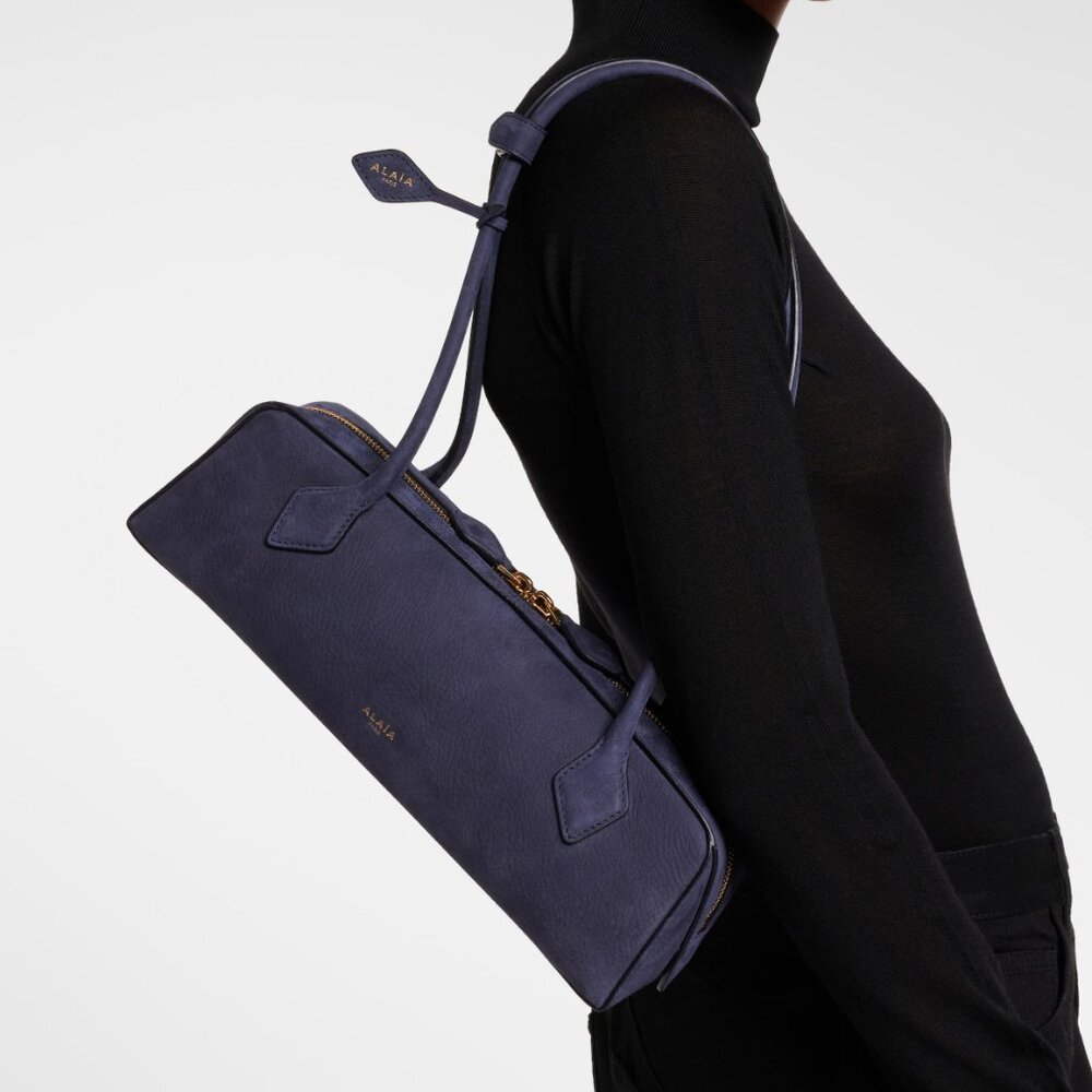 Alaia Le Teckel Medium in Bleu Fonce - NWT